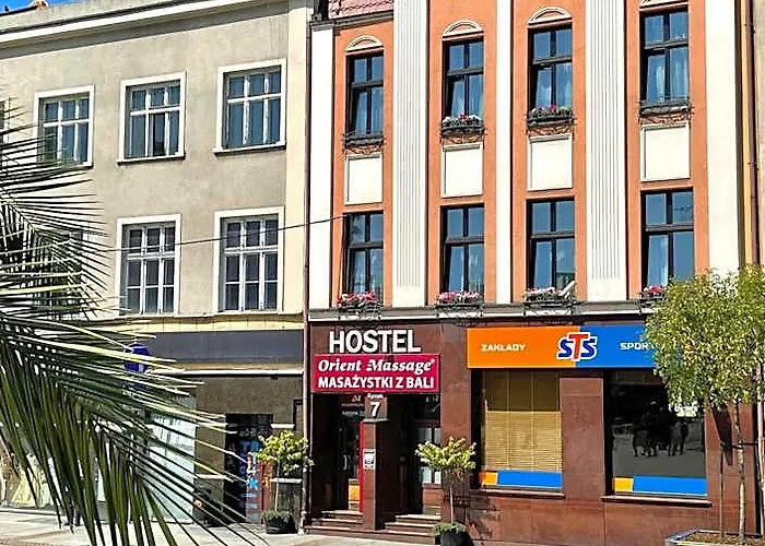 Hostel Kamienica Rynek 7 Katowice